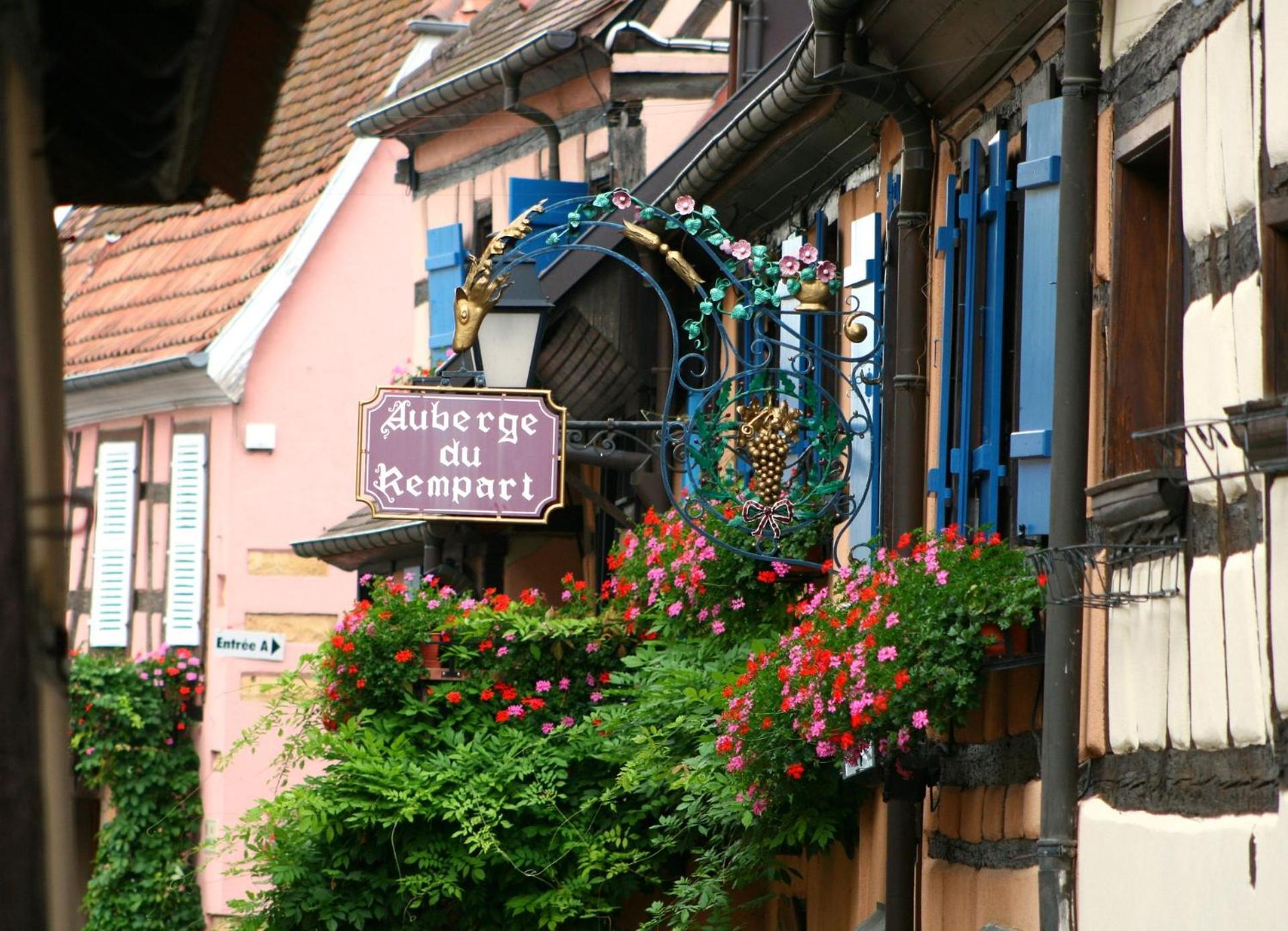 Gite Traditionnel Au Centre Historique D'Eguisheim Exterior photo